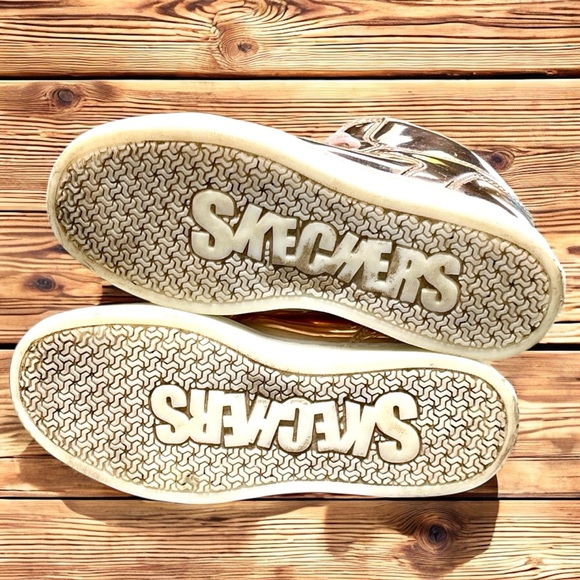 Girls Rosegold metallic sketchers light up shoes - Picture 8 of 8